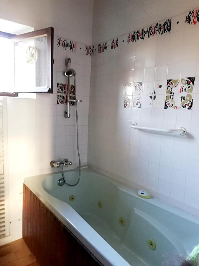 Maison Spacieuse A St Constant Fournoules Avec Jardin Saint-Constant المظهر الخارجي الصورة